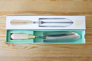 Vegetable growing: Sophie Conran - Long Thin Trowel