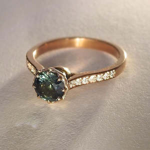 Jewellery manufacturing: Forest Green Sapphire & Diamond Ring