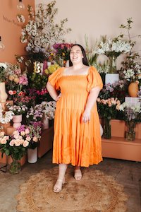 Costume hiring: Yoli Midi Dress - Size 24