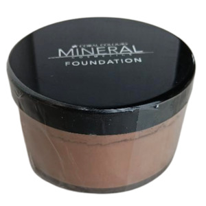 Foundation: She Pure Mineral Powder Foundation SPF15 (Umber)