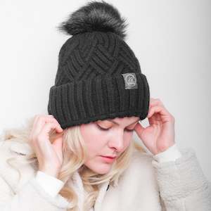 Mulberry Silk-Lined Cashmere Beanie Hat With Removable Pom Pom - Black