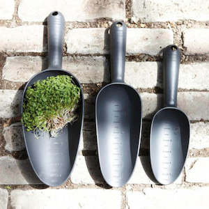 Plant, garden: Elho Green Basics Scoop - Black