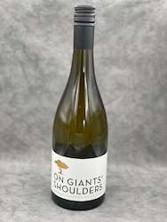 On Giants' Shoulders Chardonnay 2019  ããã©ã12æ¬ã…