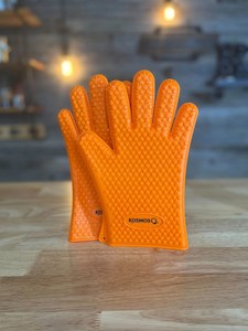 Kosmos Q: Kosmos Q BBQ Orange Heat-Resistant Gloves