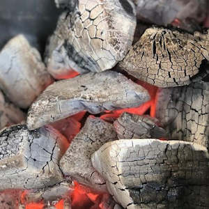 Commodities NZ - Ci20 Hardwood Lump Charcoal 10Kg