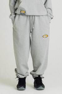 Fashion design: Biggie Trackpant - L-Oval Badge