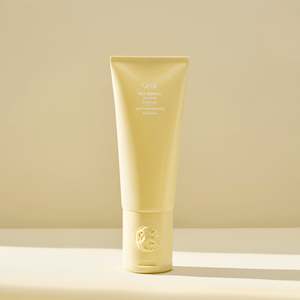 Personal accessories: Oribe Hair Alchemy Resilience Conditioner