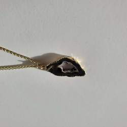 Jewellery: Midnight Gold Geode Necklace