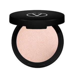 Makeup: Afterglow Highlighting Powder