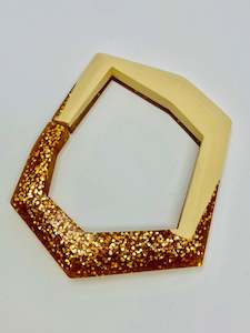 Neo Bangle Link in Beige with Gold glitter