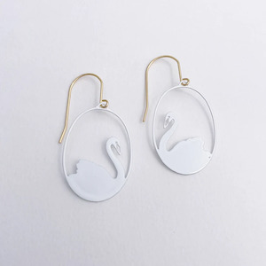 Clothing accessory: Mini Swans Earrings - White