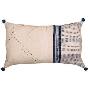 Soft furnishing: Injiri 30x50cm Cushion Indigo-04 (sold out)