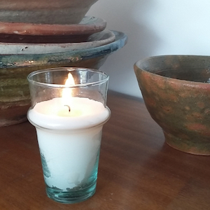 Soft furnishing: Baies Hand poured Soy Wax Candle - 3 glass colour options (sold out)