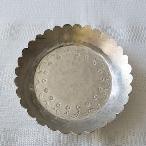 Hammam Small Dish with Sculpted Rim 8cm - made in Turkey (sold out)