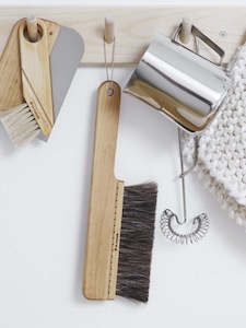 'Butler' Table Brush