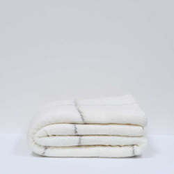 Grid Sherpa Throw