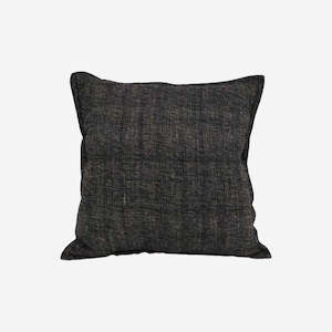 Furniture: Bella Cushion