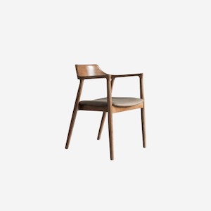 Furniture: Kinsey Mid-Century Dining Chair