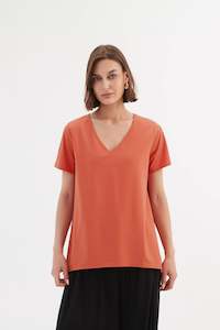 Womenswear: Tirelli - 24T3543 V Neck Swing Tee