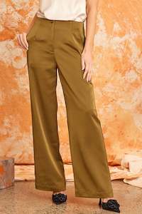 Womenswear: Kamare - 2225 Classic Pant