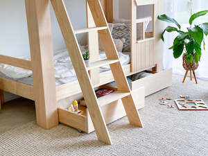 Furniture manufacturing: Angled ladder PINE