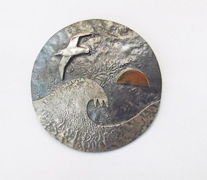 “Albatross at Sea” Brooch / Pendant by Bob Wyber