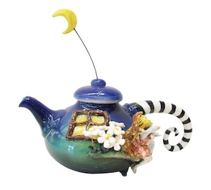 Teapot by Marion Mewburn