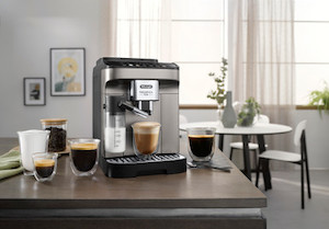 Delonghi Magnifica Evo Fully Automatic Coffee Machine