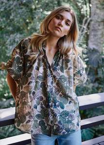 Everyday Blouse in Mahsa Jungle Leaf Print