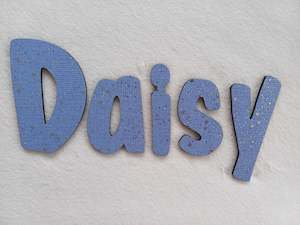 Daisy - small letters suitable for a door.