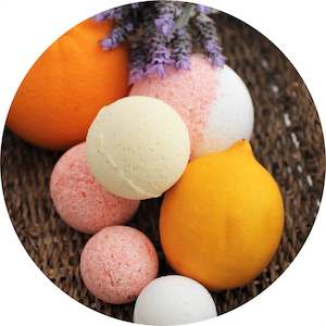 bestseller bundle: Relaxation Bundle - bath bombs and lavender sleep balm