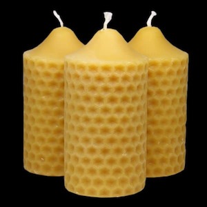 Beeswax Pillar Comb Candle 3x215g