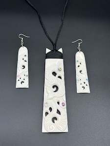 Bone Set (Necklace & Earrings)