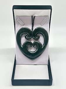 Easygift: XL Quad Koru Heart Pounamu Necklace