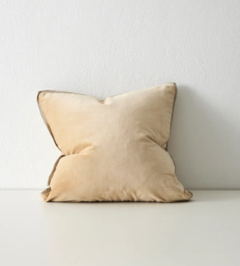 Velvet Cushion – Mustard (50×50)