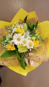 Florist: Crispy Yellows