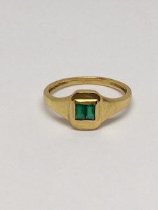 Emerald Ring – Gold