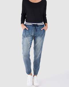 Betty Basics Dakota Jean Azure