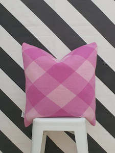 Hello Friday: Hello Friday Cushion Violet Check - No Inner