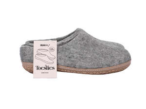 Moana Road Toesties Hard Sole Slip On - Grey