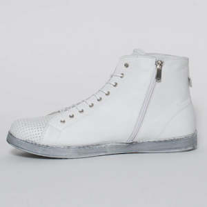 Rilassare Trinity Boot White