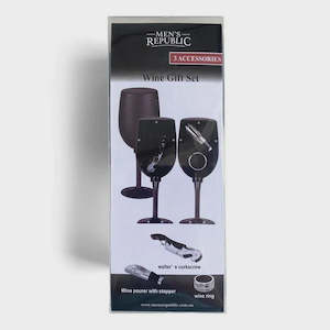 Accessories: Val's Men's Republic Wine Tool Gift Set 3 Pcs in Glass