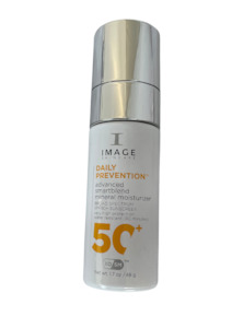 IS- Daily Prevention- Advanced Smartblend Mineral Moisturizer SPF50- TST