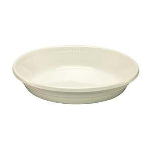 Bakeware: Chasseur La Cuisson Pie Dish 25cm A/Cream