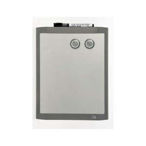 Whiteboards Flip Charts: Quartet whiteboard s/steel silver 220x280mm