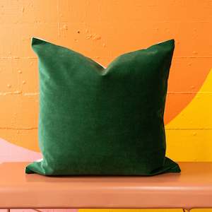 Cushions: Studio Velvet Emerald 50x50cm