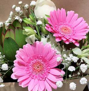 Florist: Mother's Day Posy