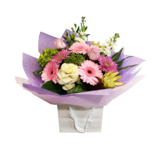 Florist: Beautiful Lilac Bouquet