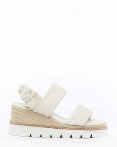 Elyson Tahiti Bone Leather Sandal