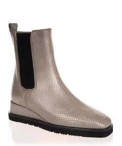 Winter: Unisa Kalahari Metal Platino Leather Ankle Boot